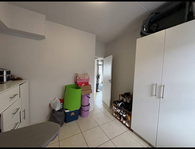 2 BEDROOM APARTMENT TO LET IN BALLITO COMMERCIAL DISTRICT
